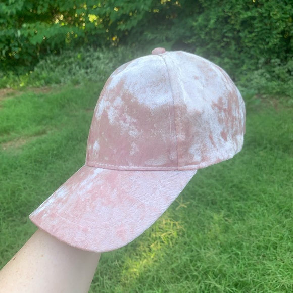 🧢⚾️Brushed Velvet Blush Pink Baseball Cap⚾️🧢 - Picture 2 of 5